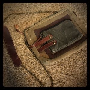 Purse with chain handle